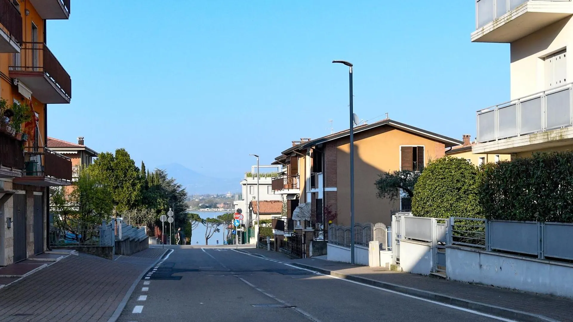 Daire Casa Alessia-300Mt To Lake & Center Of Peschiera Peschiera del Garda