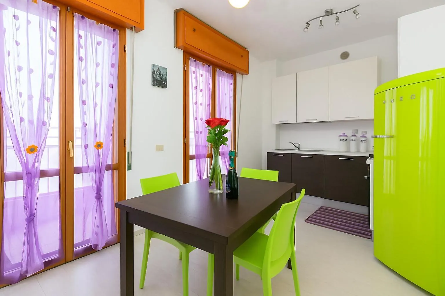 Casa Alessia-300Mt To Lake & Center Of Peschiera Peschiera del Garda 0*,  İtalya